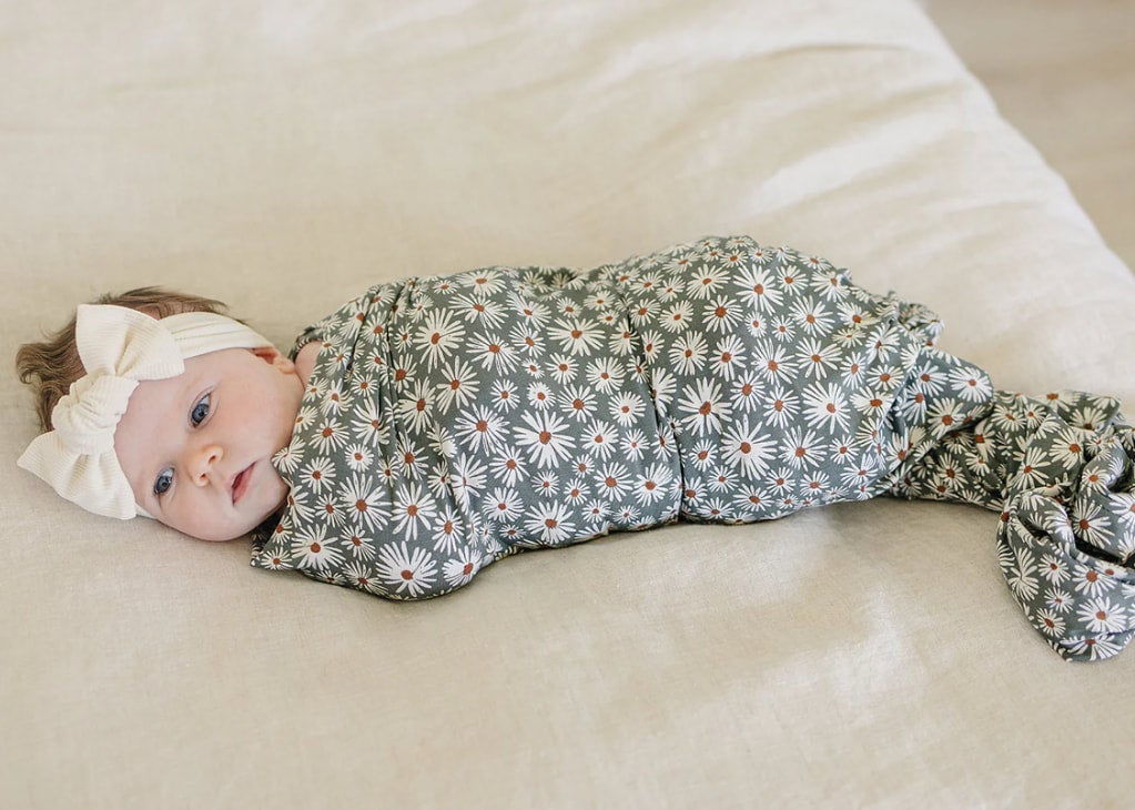 Mebie baby swaddle top